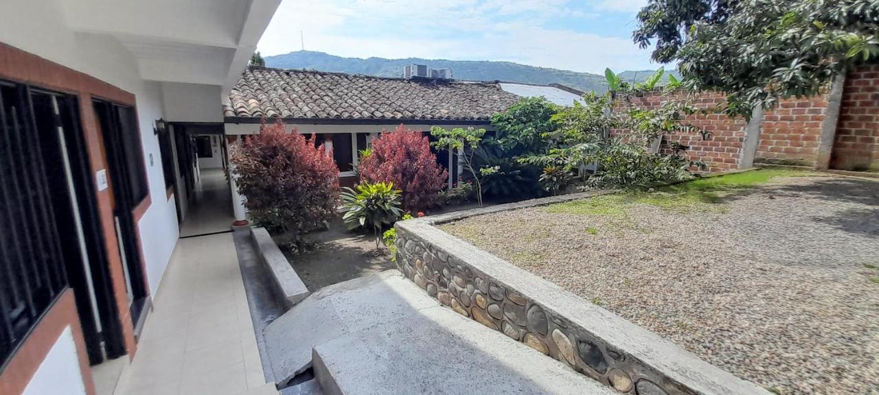 Hotel Boutique Ceiba Real Gigante Eksteriør billede
